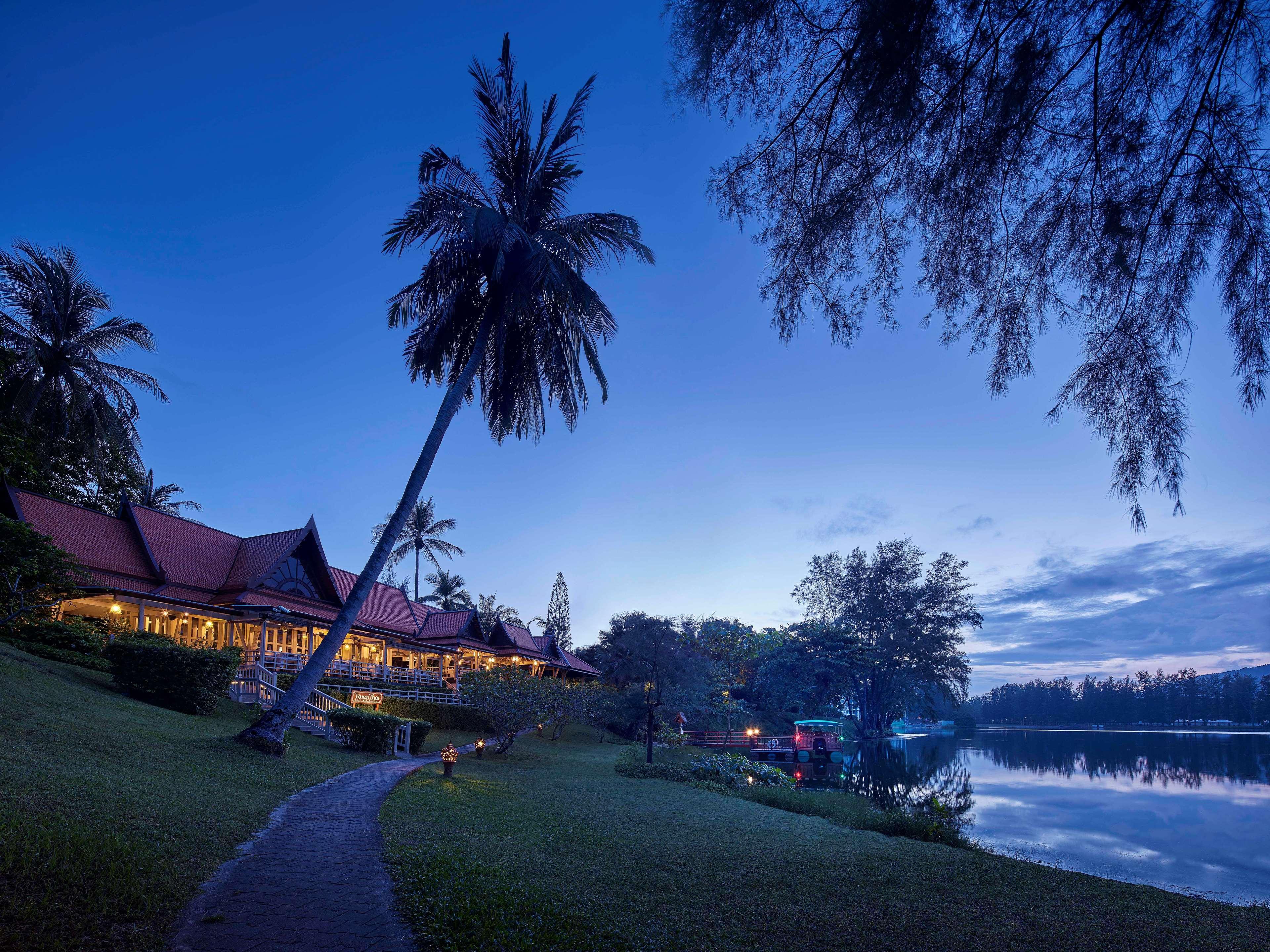 Dusit Thani Laguna Phuket Παραλία Μπανγκ Ταο Εξωτερικό φωτογραφία The E&O 88 Hotel
