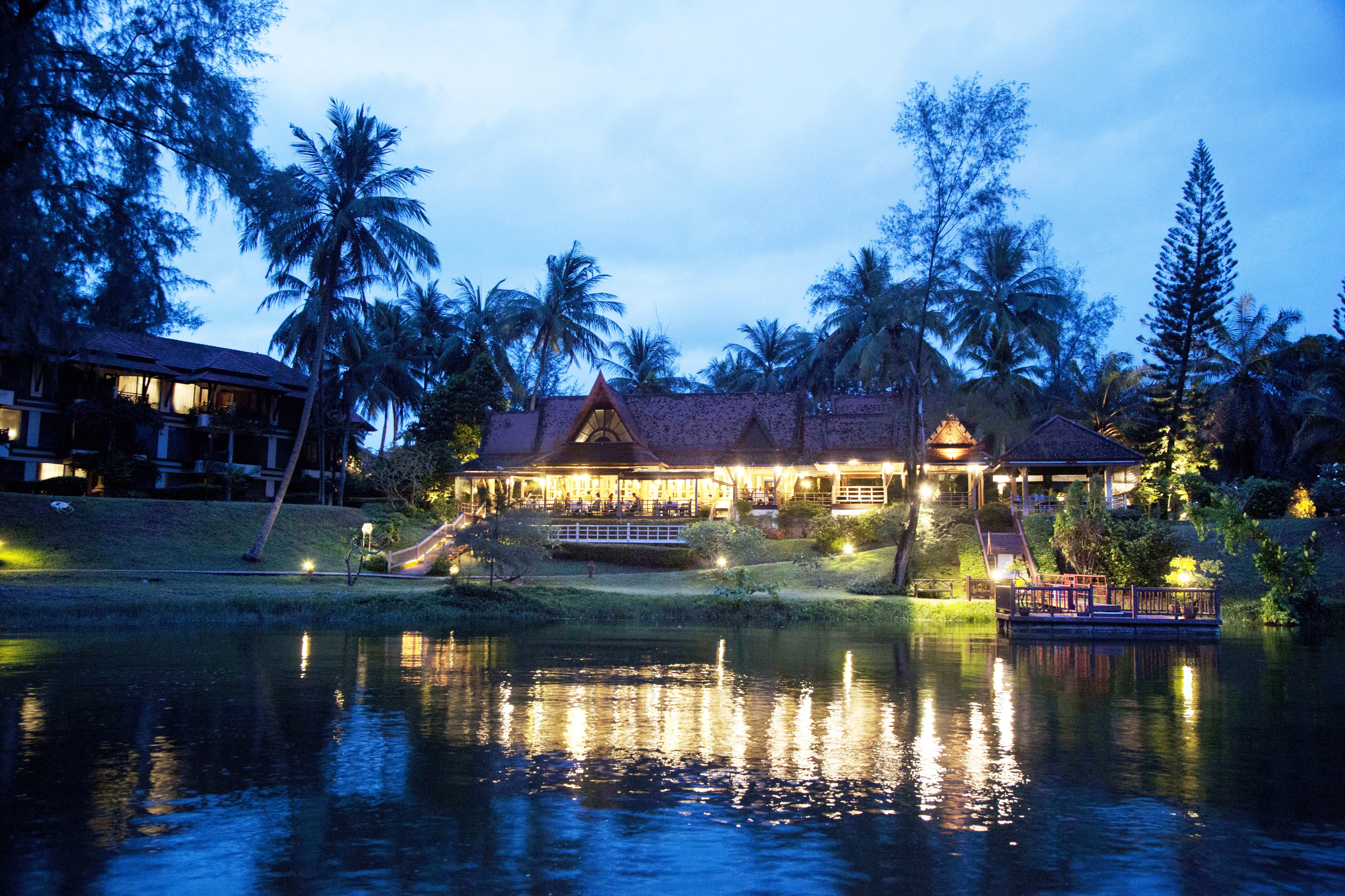 Dusit Thani Laguna Phuket Παραλία Μπανγκ Ταο Εξωτερικό φωτογραφία The Village at the Royal Project Centre